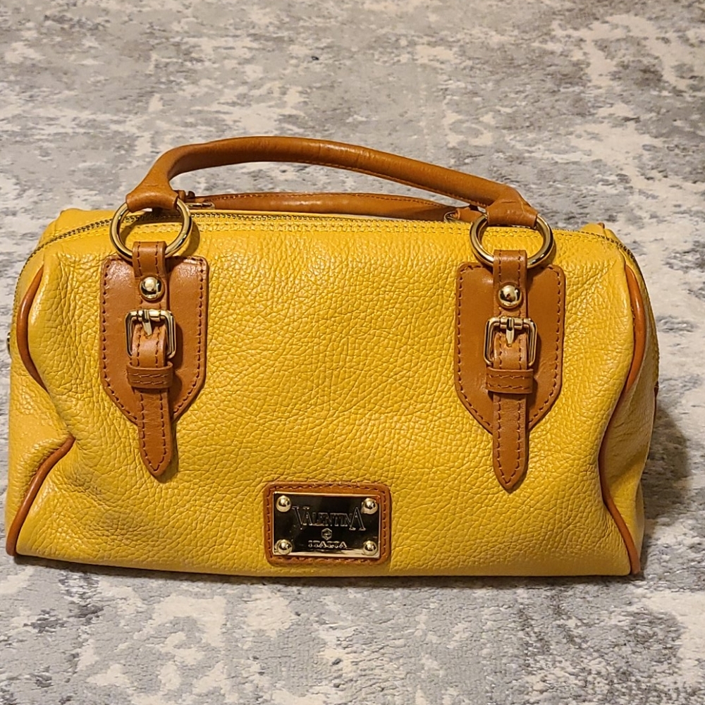 Valentina bag genuine leather. Tan. EUC